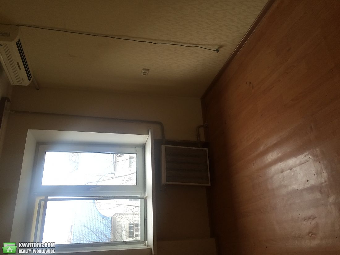 Sell 4-room apartment. Днепропетровск, Пр.гагарина — photo 1