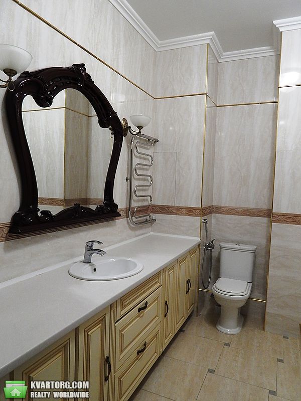 Rent out 3-room apartment. Киев,  Старонаводницкая — photo 3