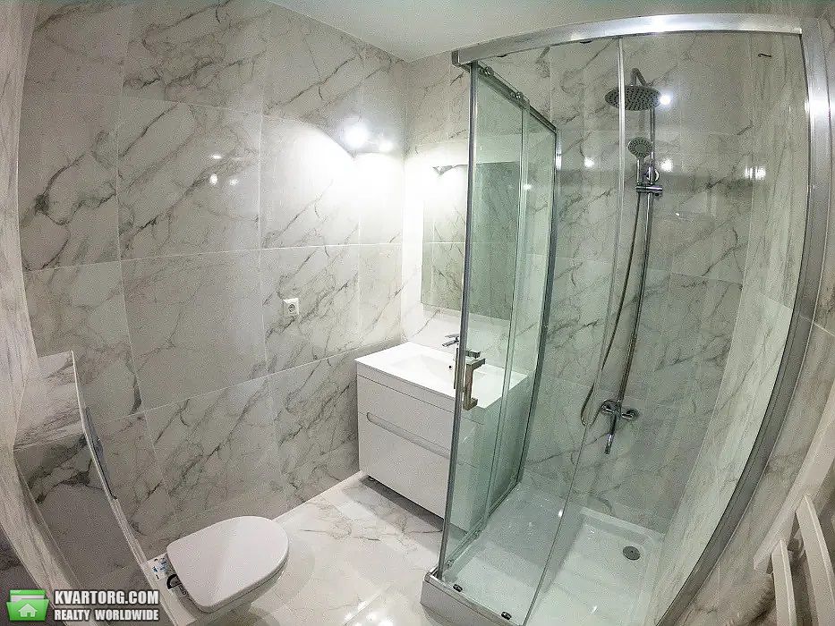 Rent out 1-room apartment. Львов, Трускавецька — photo 9