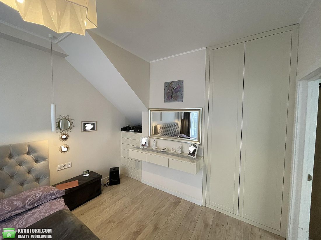 Sell 4-room apartment. Киев, Луценка — photo 2