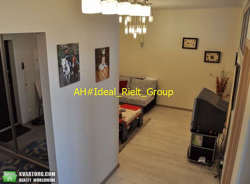 Sell 2-room apartment. Киев,  Вышгородская — photo 4