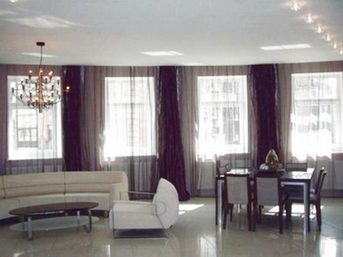 Rent out multi-room apartment. Киев,  Ирининская — photo 2