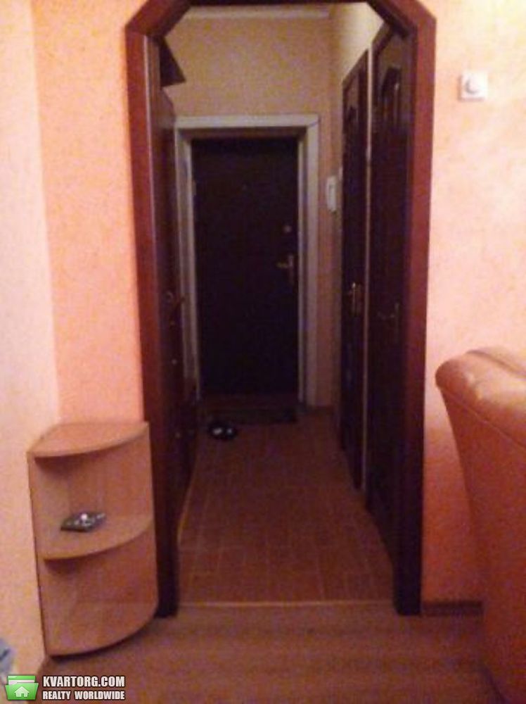 Rent out 3-room apartment. Киев,  Красноткацкая — photo 4