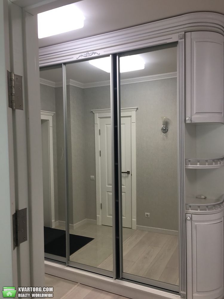 Rent out 3-room apartment. Киев,  Коперника — photo 9