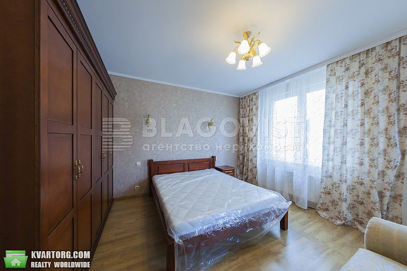 Rent out 2-room apartment. Киев,  Голосеевский пр — photo 2