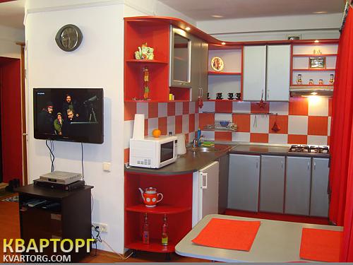 Rent out 2-room apartment. Киев,  Леси Украинки бул — photo 5
