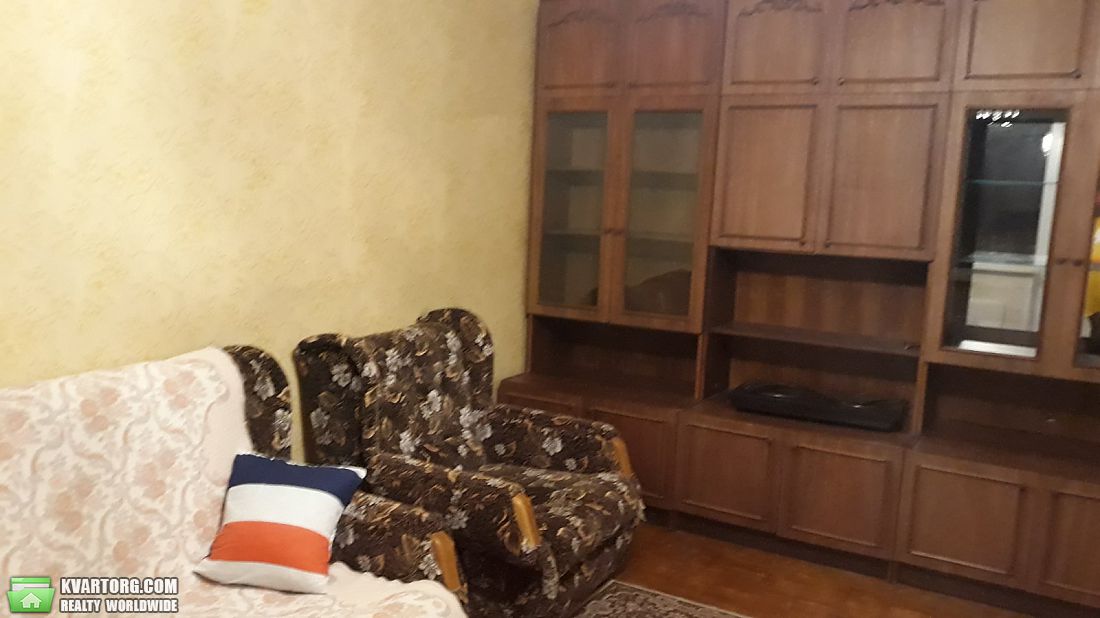 Rent out 3-room apartment. Киев,  Николаева — photo 3