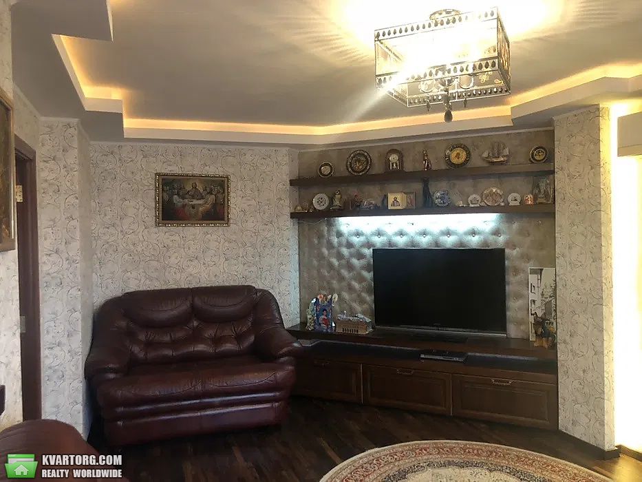 Sell 3-room apartment. Киев,  Смелянская — photo 1