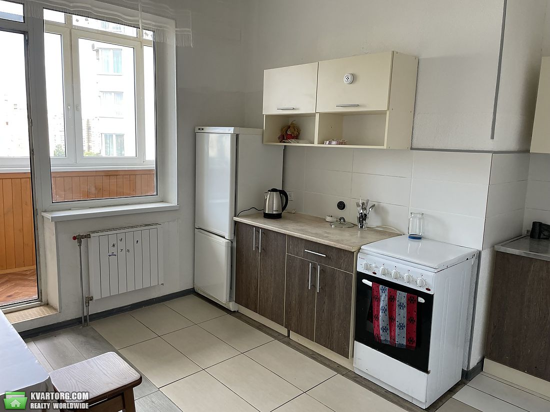 Sell 1-room apartment. Киев,  Градинская — photo 1