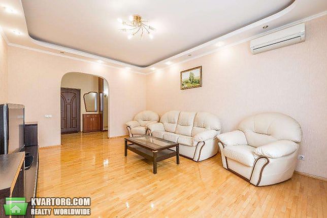 Rent out 2-room apartment. Киев,  Дмитриевская — photo 4