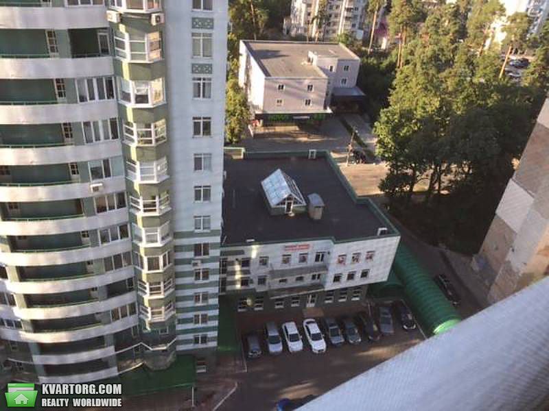 Sell 3-room apartment. Киев,  Львовская — photo 1