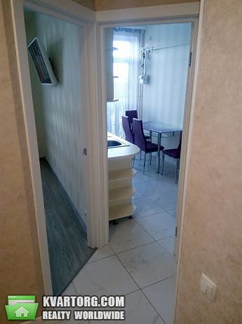Rent out 1-room apartment. Киев, луценко — photo 8