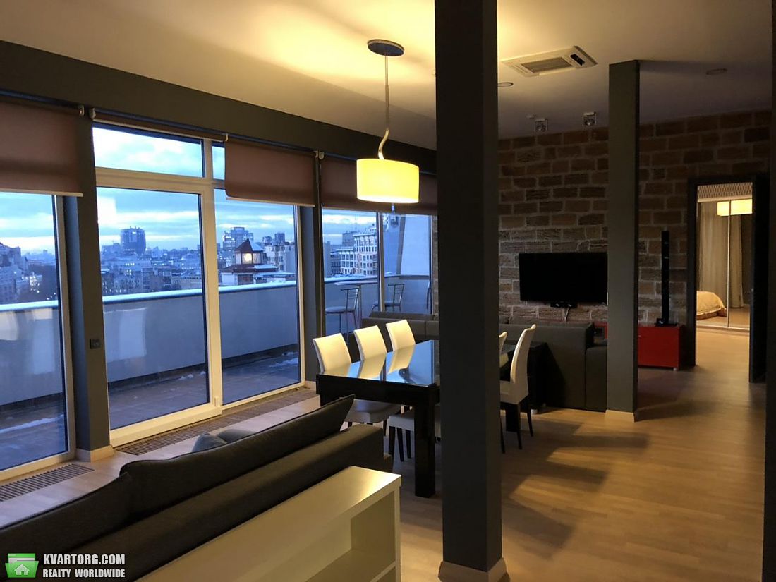 Rent out 4-room apartment. Киев,  Круглоуниверситетская — photo 2