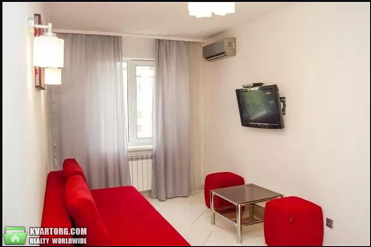 Rent out 2-room apartment. Киев,  Героев Сталинграда пр — photo 3