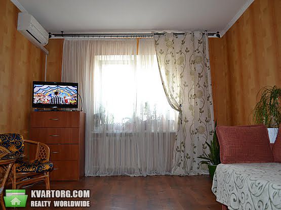 Sell 1-room apartment. Киев,  Драгоманова — photo 2