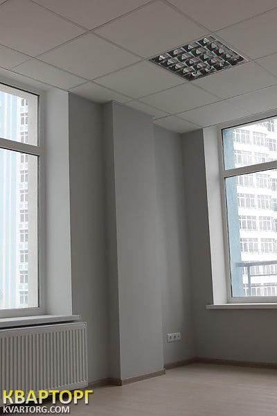 Rent out office. Киев, Днепровская наб. — photo 1