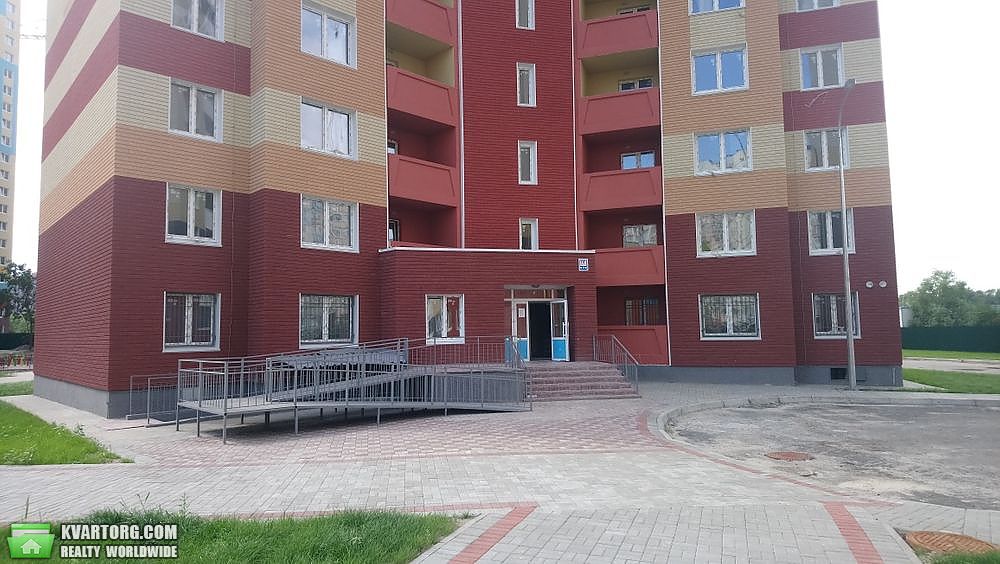 Sell 3-room apartment. Киев,  Ломоносова — photo 1