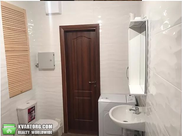Rent out 1-room apartment. Киев,  Конева — photo 9