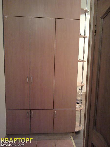 Rent out 3-room apartment. Киев,  Саратовская — photo 8