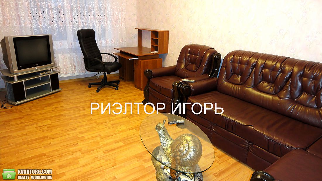 Rent out 2-room apartment. Одесса, Радужный Массив — photo 4