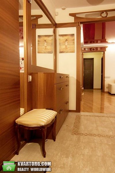 Sell 3-room apartment. Киев, Шелковичная — photo 4