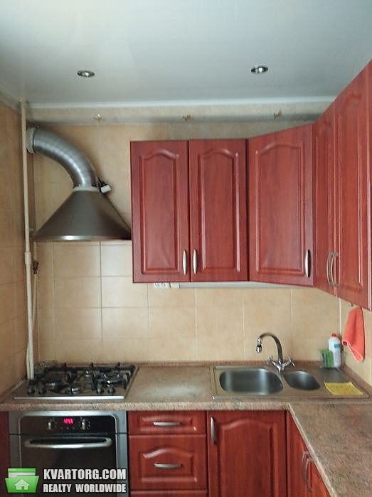 Sell 2-room apartment. Киев,  Автозаводская — photo 1