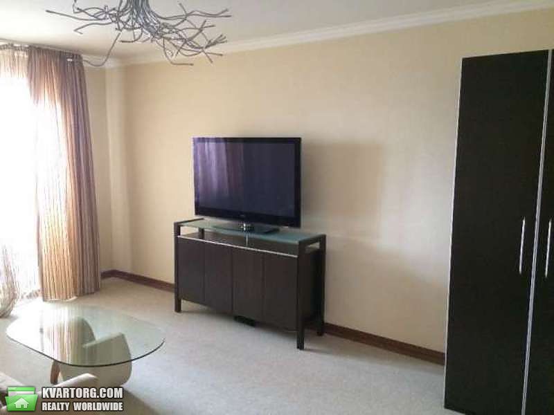Sell 3-room apartment. Киев,  Маяковского — photo 2