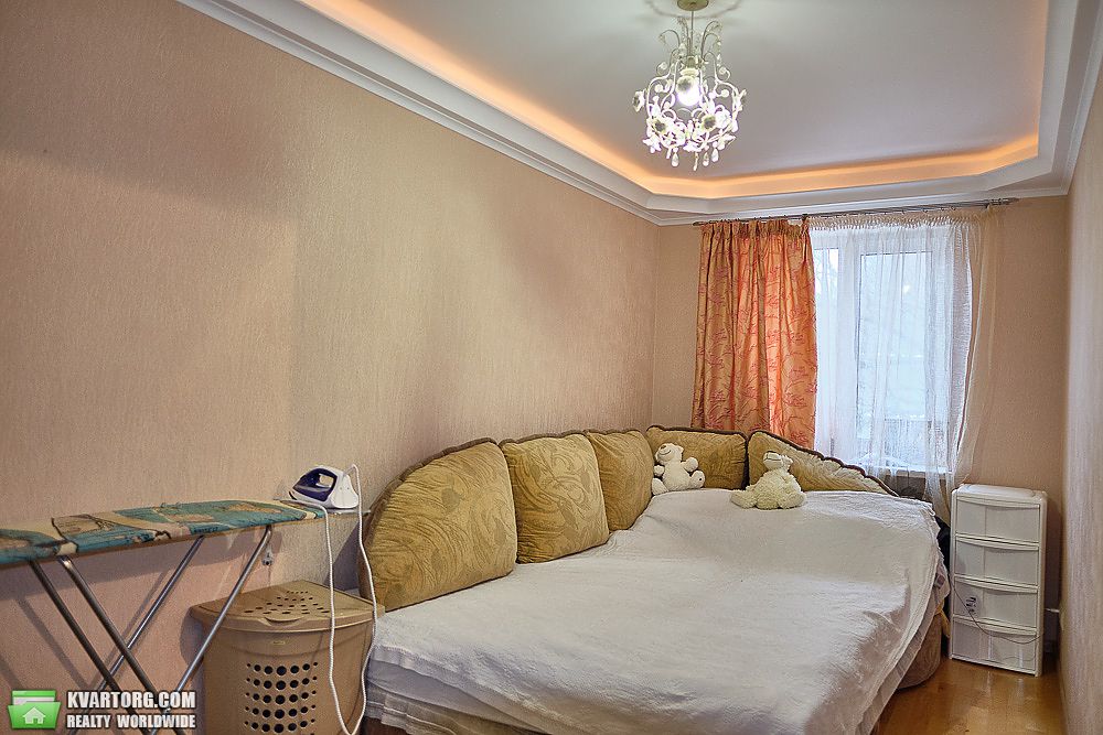 Rent out 2-room apartment. Киев,  Первомайского — photo 6