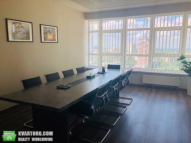 Rent out office. Киев, Кловский спуск — photo 3