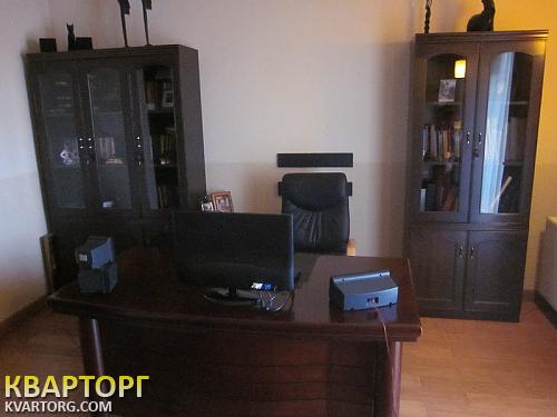 Sell house. Киев, Богатырская — photo 2