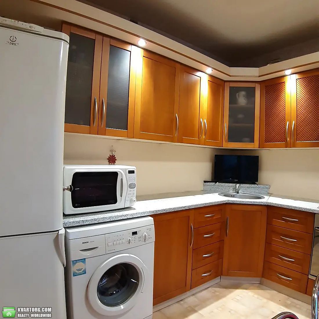 Sell 3-room apartment. Днепропетровск,  Богдана Хмельницкого — photo 2