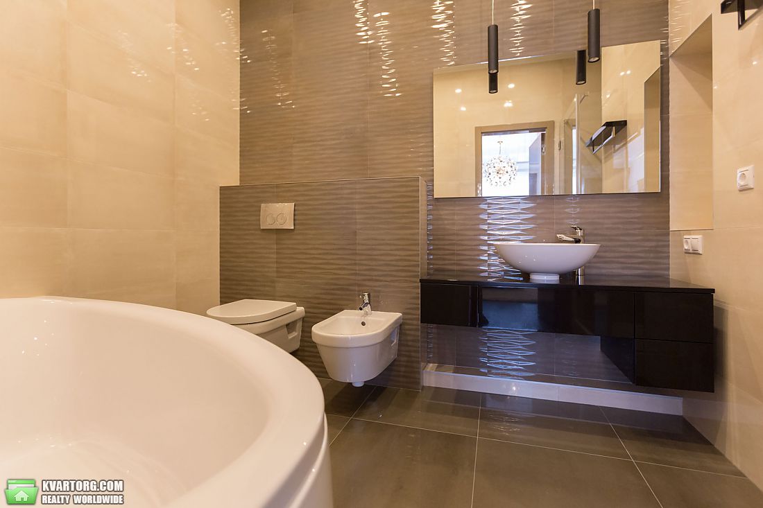 Sell 3-room apartment. Киев,  Драгомирова — photo 10