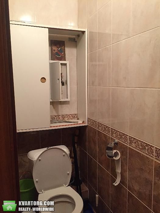 Sell 2-room apartment. Киев,  Петровского — photo 2
