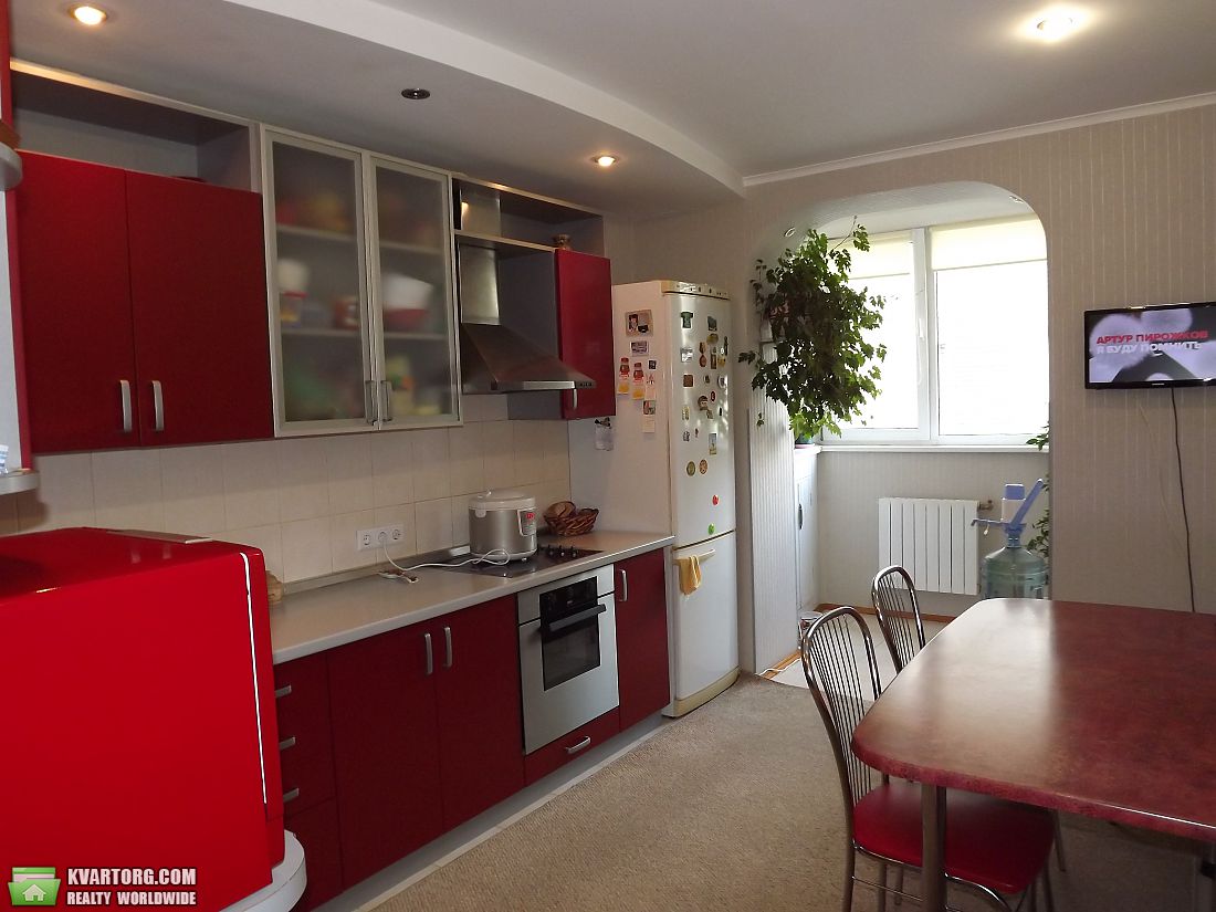 Sell 3-room apartment. Киев,  Конева — photo 1