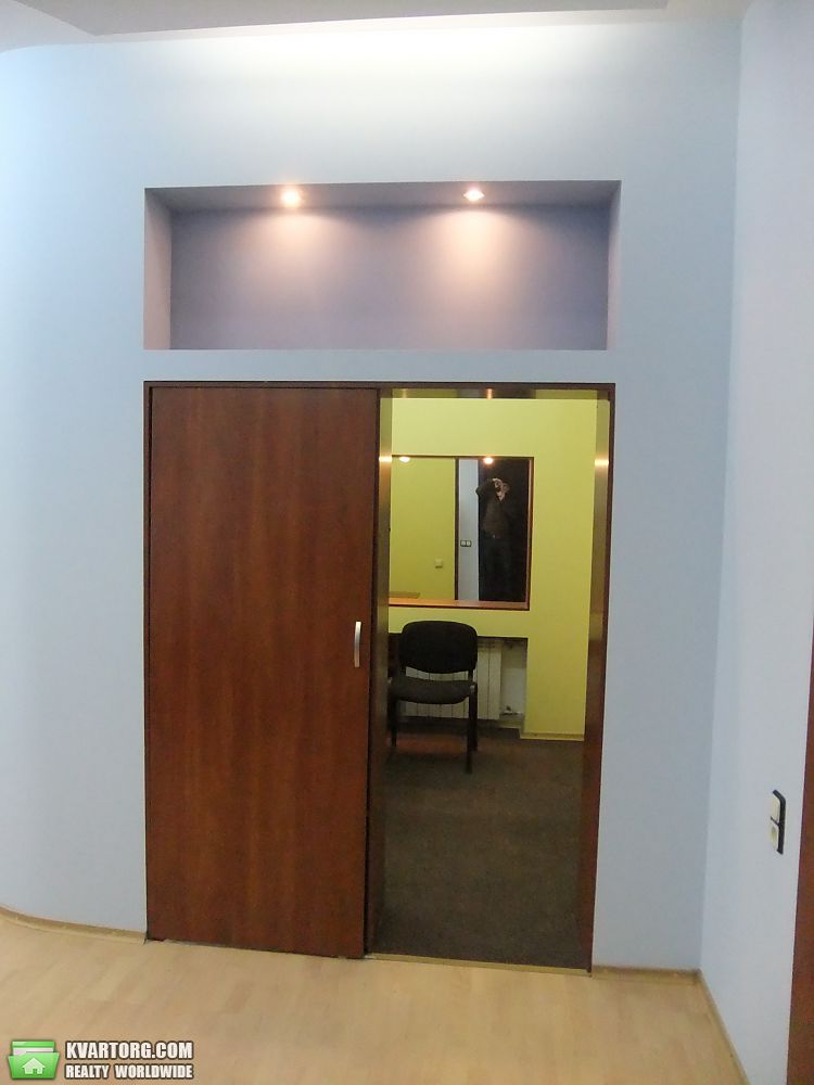 Rent out office. Киев,  Ярославская — photo 6