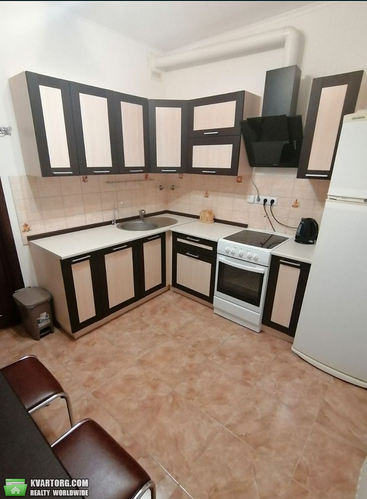 Rent out 1-room apartment. Киев, Дехтяренка Петра — photo 3