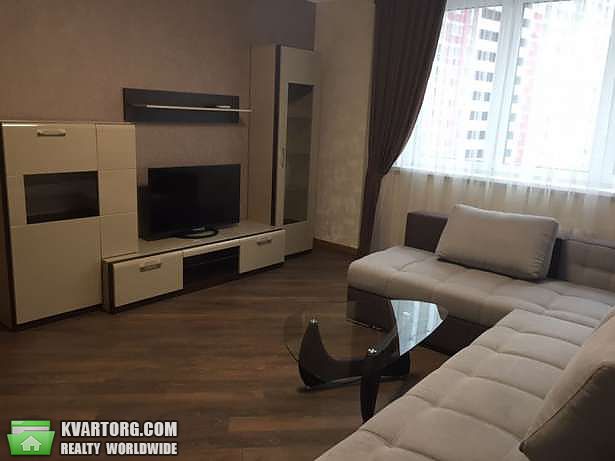 Rent out 2-room apartment. Днепропетровск, Дзержинского — photo 1
