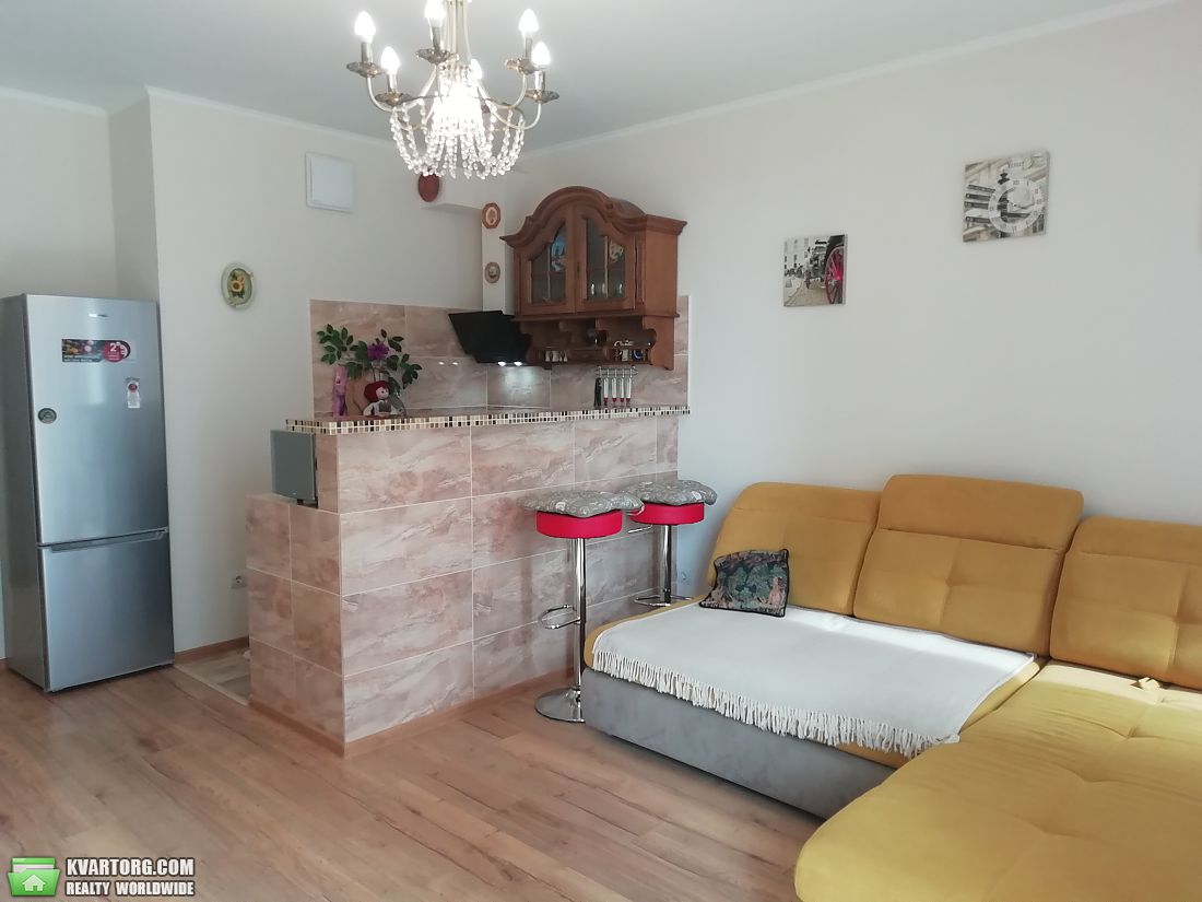 Rent out 1-room apartment. Киев, Осокорская — photo 3