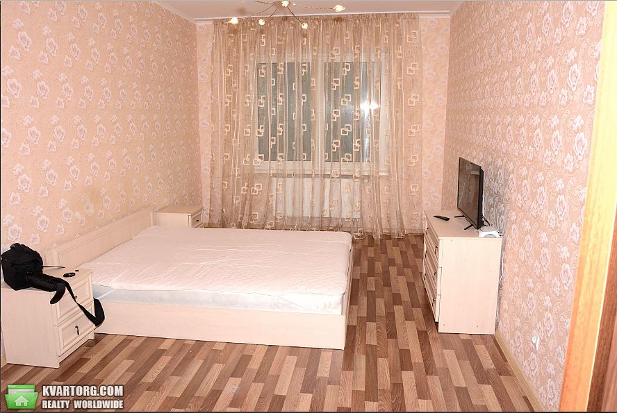 Rent out 1-room apartment. Киев,  Чавдар — photo 9