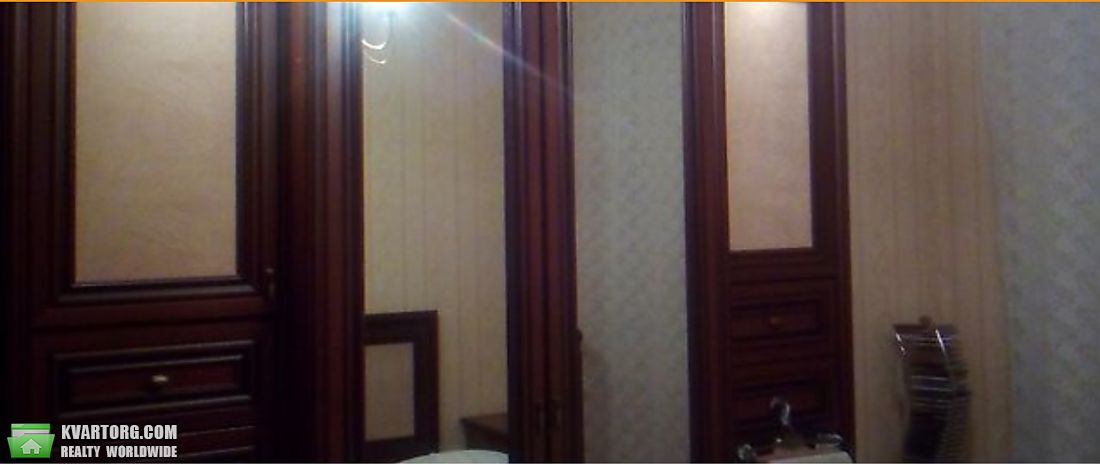 Rent out 2-room apartment. Киев,  Чернобыльская — photo 9