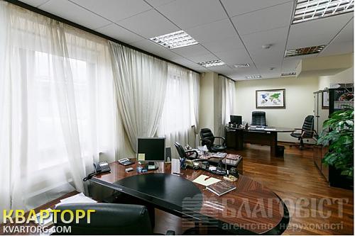 Rent out office. Киев, Спортивная пл. — photo 1