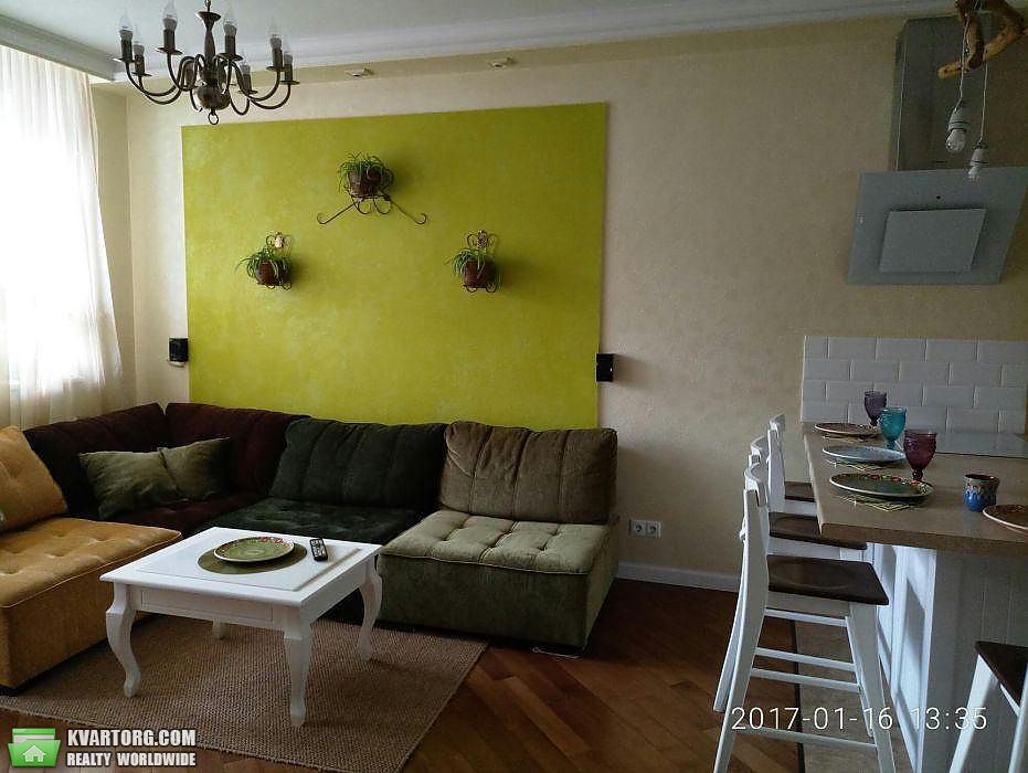 Rent out 1-room apartment. Киев,  Ломоносова — photo 1