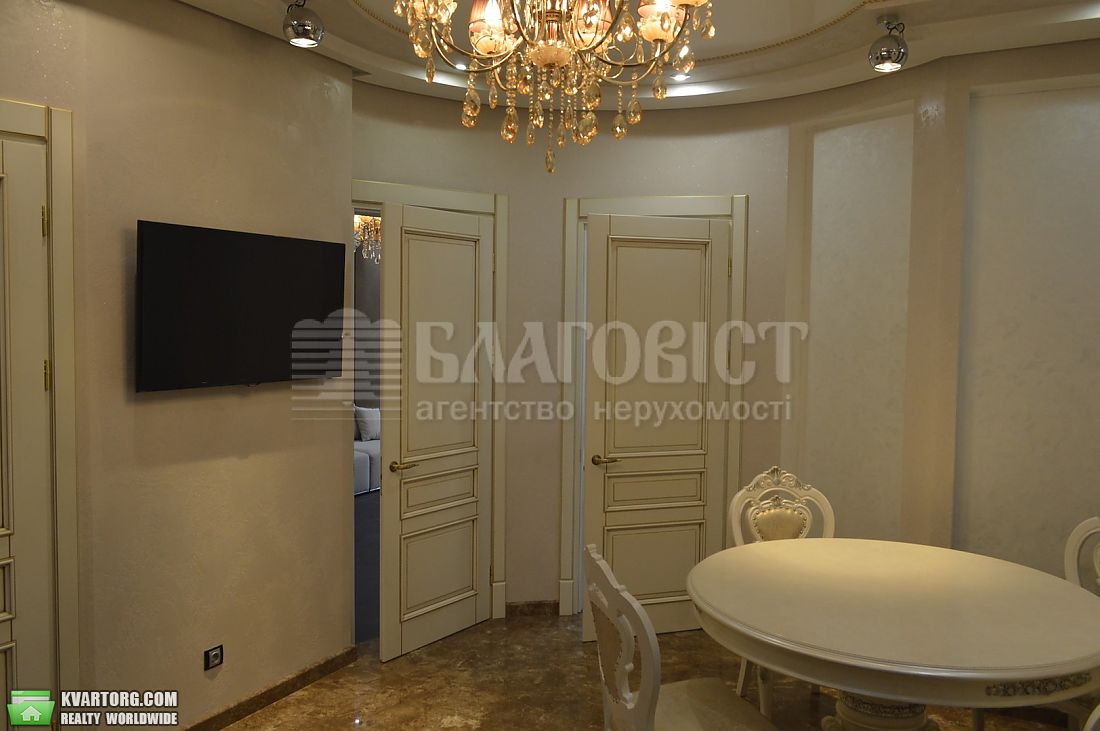 Rent out 2-room apartment. Киев,  Драгомирова — photo 5