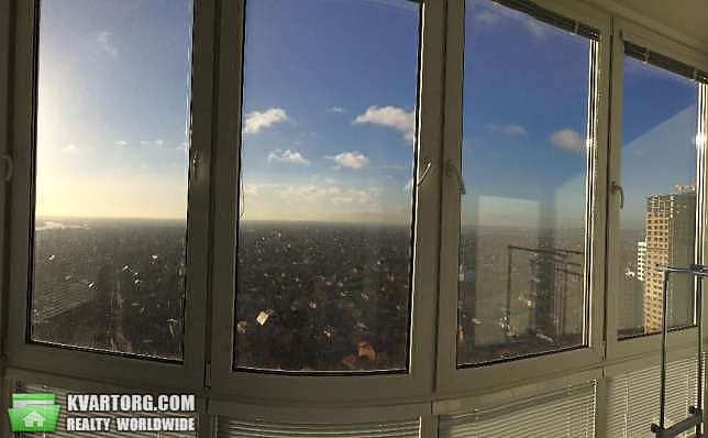 Rent out 2-room apartment. Киев,  Чавдар — photo 8