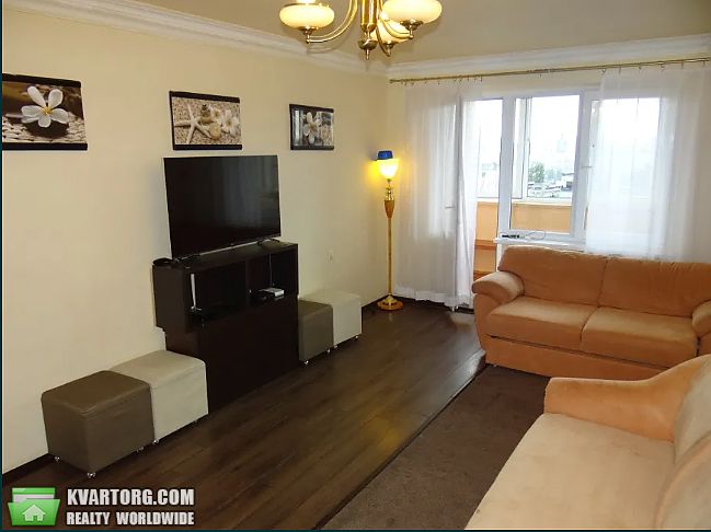 Rent out 1-room apartment. Киев,  Липковского — photo 1