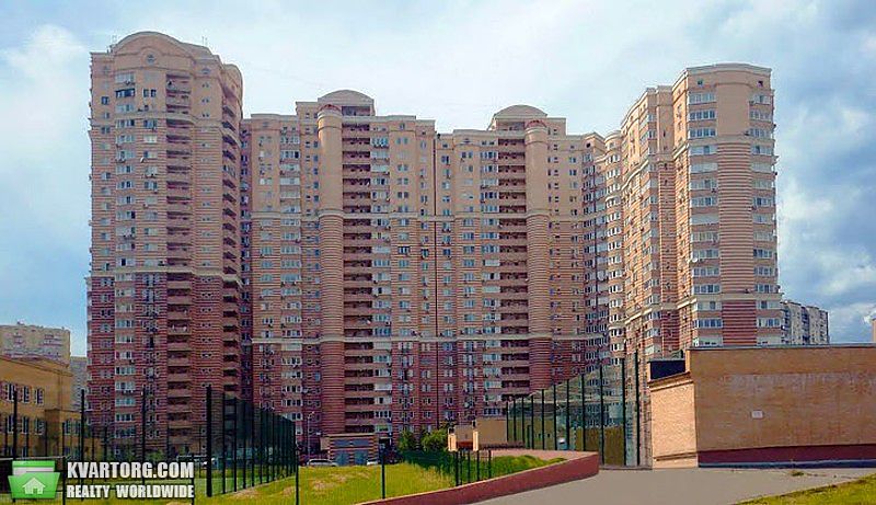Rent out 2-room apartment. Киев,  Голосеевская — photo 1
