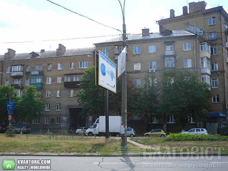 Sell 2-room apartment. Киев,  Дегтяревская — photo 3