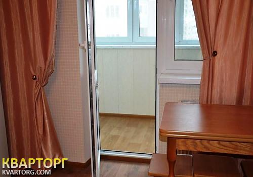 Rent out 2-room apartment. Киев,  Градинская — photo 8