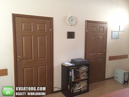 Rent out office. Киев, ул. Межигорская — photo 1