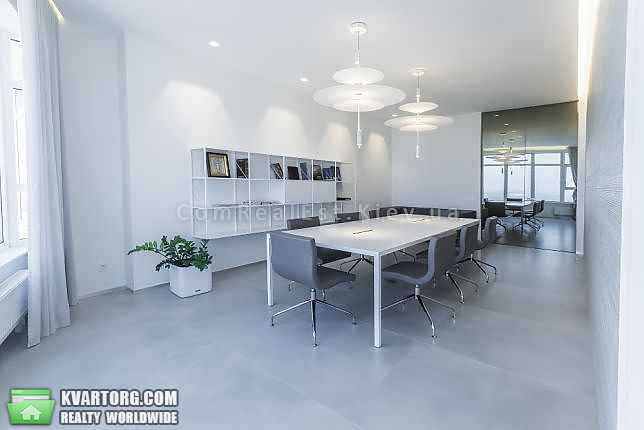 Rent out office. Киев, Кловский спуск — photo 2